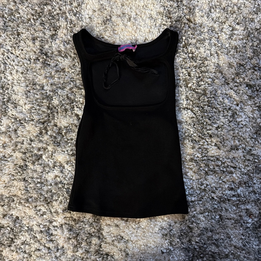 Edikted Black Sleeveless Crop Top